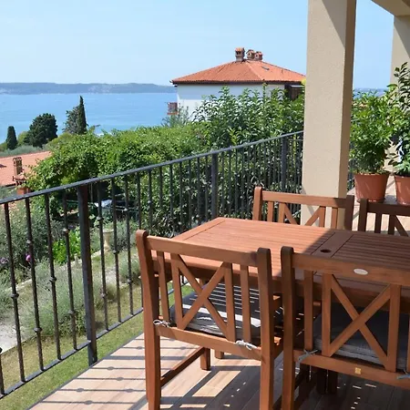 Apartments Ostanek 2 Portorož Kültér fotó